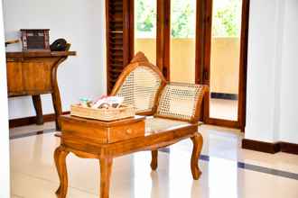 Lobby 4 Sri Kandyan Bungalow