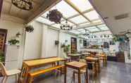 ร้านอาหาร 4 Beijing 161 Wangfujing Courtyard Hotel