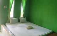 Kamar Tidur 5 Hotel Bira Panda Beach 1