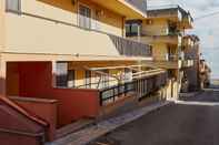 Luar Bangunan Playa Apartment CaseSicule, far 50 m from the Sand Beach with Balcony, Wi-Fi