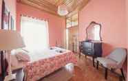 Kamar Tidur 5 Sunlight House