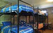 Kamar Tidur 6 Happy House Backpacker - Hostel