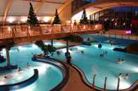 Swimming Pool Hasseröder Burghotel