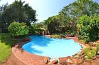 Swimming Pool Villa Med 10