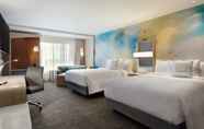 Bedroom 4 Courtyard by Marriott Toronto Mississauga/West