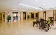 Lobby 4 Guilin Tailian Hotel