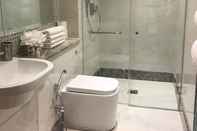 In-room Bathroom Sanctum London Belsize Road