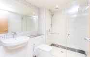 Phòng tắm bên trong 5 Sanctum London Belsize Road
