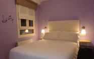 Bedroom 6 Bilbao Art Lodge