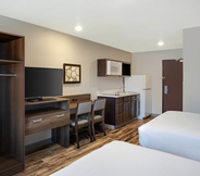 Bedroom 6 Extended Stay America Select Suites - Louisville - Airport