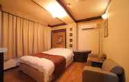 Bedroom 4 Hotel Olive Kyoto Yamashina - Adults Only