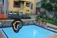 Swimming Pool Gibela Backpackers Lodge Durban