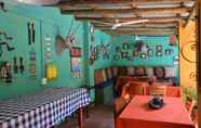 Restaurant 2 Gibela Backpackers Lodge Durban