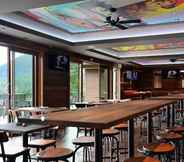 Bar, Kafe dan Lounge 6 Pender Harbour Hotel