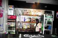 Bar, Kafe dan Lounge Hotel Gangaaddara