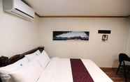 Bedroom 5 The Beach Hotel Haeundae