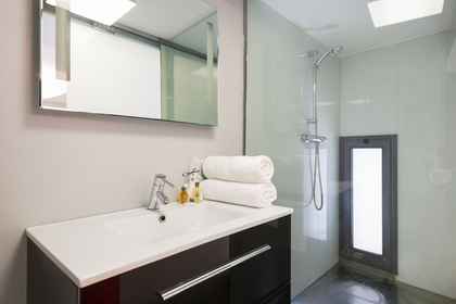 Gracia 13 W x 30 H Bathroom Shelf
