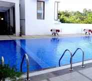 Hồ bơi 2 Purple Hotels Resorts