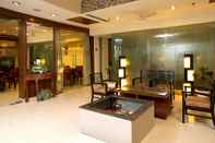 Lobby Ahuja Residency Cyber City II