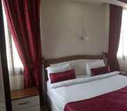 Bedroom 4 Zeyn Hotel