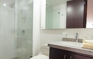 In-room Bathroom 5 Studio Chapinero 612