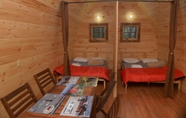 Bedroom 5 Les Prets a Camper du Camping Tadoussac