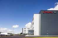 Exterior Hampton by Hilton Humberside Airport