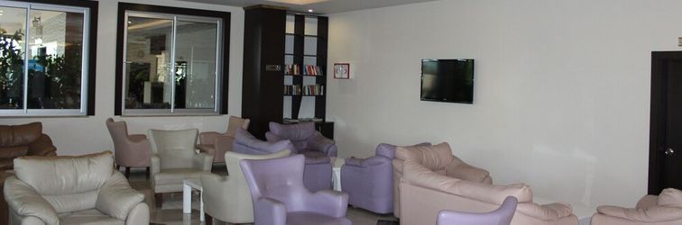 로비 Side West Park Hotel