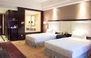 Kamar Tidur 6 Country Garden Phoenix Hotel Yunfu