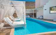 Swimming Pool 6 Luxury Family Apartment - Pool, Seaview, 200m Beach