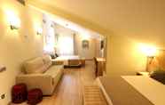 Kamar Tidur 7 Hotel & Spa Real Villa Anayet