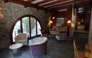Lobi 5 Hotel & Spa Real Villa Anayet