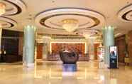 Lobi 3 The Brigh Radiance Hotel Weihai