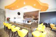 Bar, Kafe, dan Lounge Wyndham Garden Edmonton Airport