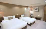Bedroom 7 Hotel 88 Shinsaibashi