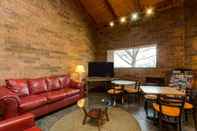 Ruang untuk Umum SkyLight Inn Cleveland - Willoughby