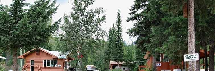 Exterior Wells Gray Golf resort and RV park