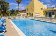 Swimming Pool 2 Aparthotel Carrio Sol - Monty´s