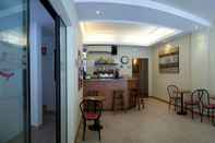 Quầy bar, cafe và phòng lounge Hostal Ruiz
