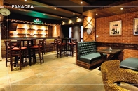 Bar, Kafe dan Lounge Panacea Suites Hotel