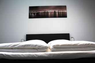 Bilik Tidur 4 Rooftop Apartment Norderstedt