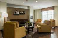 Lobby Sleep Inn & Suites