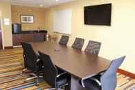 Functional Hall Fairfield Inn & Suites by Marriott Bowling Green