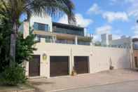 Exterior 59LongSantos