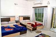 Bedroom Hotel Yashoda International