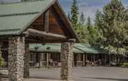 Exterior 2 Bonners Ferry Log Inn