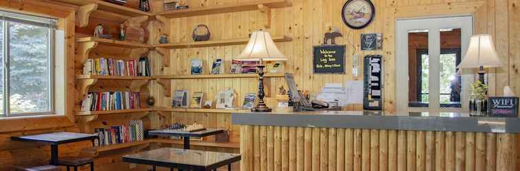 Lobby Bonners Ferry Log Inn