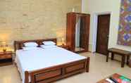 Bedroom 6 Grand Emir Residence