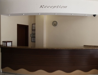 Lobby 2 Alin Hotel