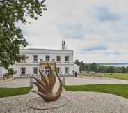 Bangunan 7 Lympstone Manor Hotel